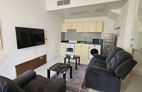 Dubai Villa | Amazing One-Bedroom Villa Town House