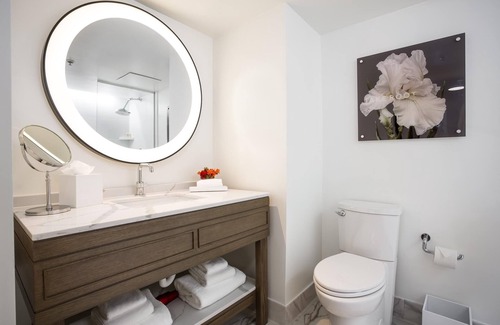 Foggy Bottom Hotel | Amazing Panoramic Views from Your Cozy Modern Room in the Heart of DC!