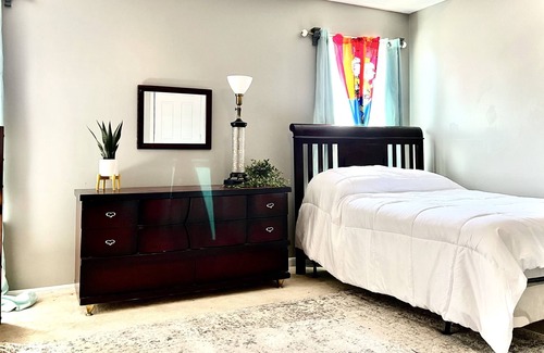 Dardenne Prairie House | Amazing Private Pool