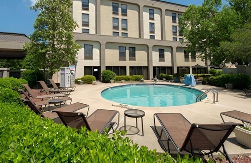 Matthews House | Amazing Queen Rm to Stay w/ Modern Amenities