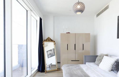 Kartal Apartment | Amazing Residence Flat with Superb View in Kartal