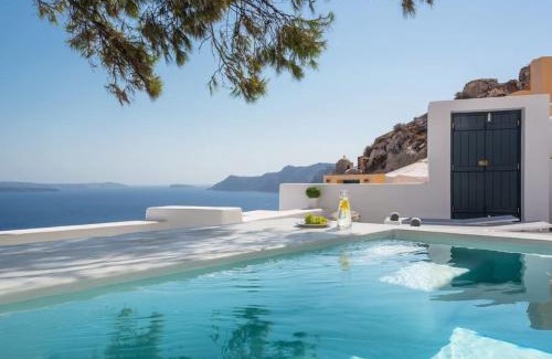 Oia Villa | Amazing Santorini Villa 1 Bedroom Pina Caldera Villa Astounding Caldera Views & Private Plunge Pool Oia