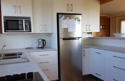 Pambula Beach House | Amazing Sea Views, New Kitchen, Family Friendly, Easy Walk to 3 Beaches