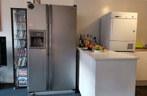 Elephant and Castle Apartment | Amazing Studio Flat Located 5 mins from the Elephant and Castle Station!