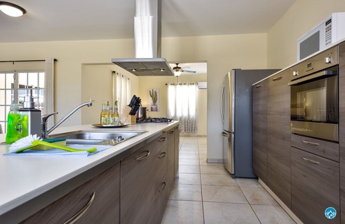 Boroncana Villa | Amazing vacation - beautiful and quiet villa -7 guests - beach 3 minutes away!