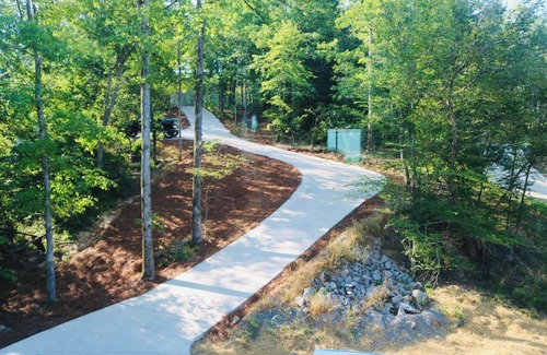 Arley House | AMAZING view! "EASY LIKE SUNDAY MORNING" on Smith Lake is YOUR new happy place!