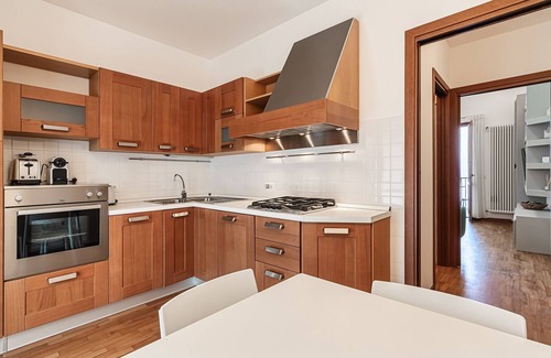 Levo House | Amazing view over the Lake, charming house surrounded by nature