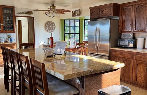Paso Robles House | Amazing View w/Farm Experience in Paso Robles Wine Country, 3 min to downtown