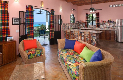 North End House | Amazing views, 5 minutes from downtown or the beach, quiet area of town