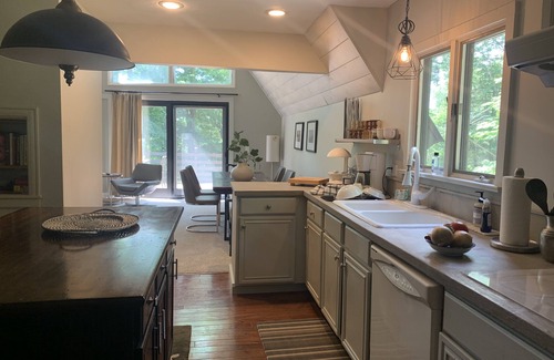 High Falls House | Amazing Views of Hudson Valley Gunks 90 min from NYC