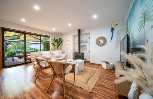 Seacombe Gardens House | Amazon at Seacombe Gardens
