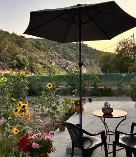 Koustaros House | Ambelos, Lesvos Beach House