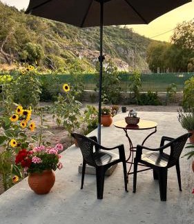 Koustaros House | Ambelos, Lesvos Beach House