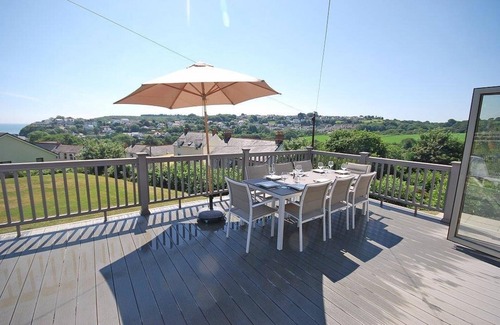 Saundersfoot Cottage | Amber Cottage - Luxury Cottage Hot Tub Sea Views and Log Burner
