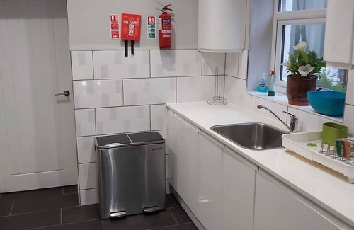 Amble House | Amble holiday home, near marina, spacious and comfortable