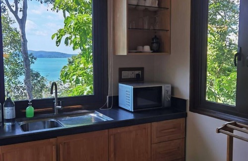 Pantai Tengah Resort | Ambong Rainforest Retreat