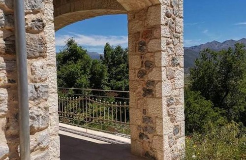 Levidhion House | AMELIE