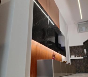 Municipio 2 Apartment | Amendola Apartment