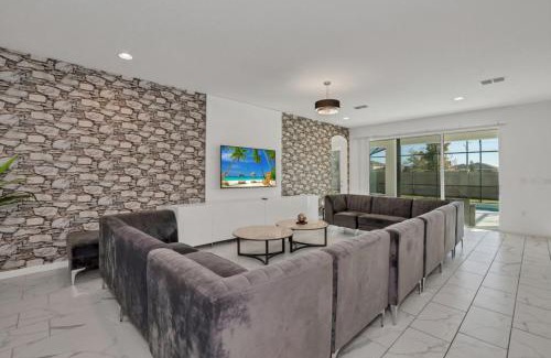 Kissimmee House | American Secret 10 BED 7 Miles to Disney