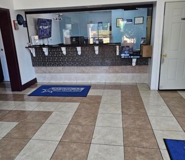 Stockbridge Hotel | Americas Best Value Inn Stockbridge