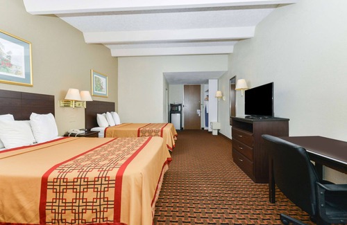 Central Sarasota Hotel | Americas Best Value Inn Sarasota Downtown