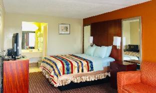 Blytheville Hotel | Americas Best Value Inn and Suites Blytheville by Sonesta