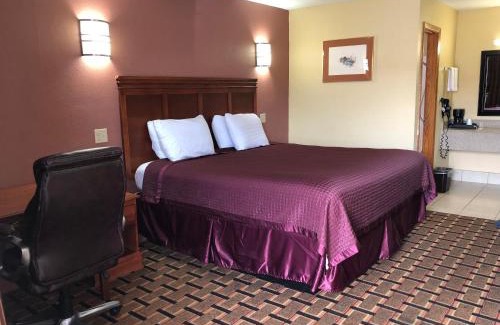 Indianola Hotel | Americas Best Value Inn-Indianola