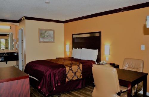 Yuba City Hotel | Americas Deluxe Inn- Marysville