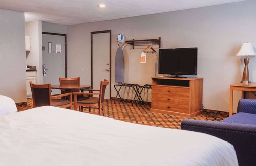 Appleton Hotel | AmericInn by Wyndham Appleton Downtown