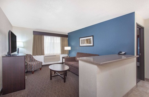 Mankato Hotel | AmericInn by Wyndham Mankato Event Center