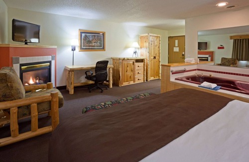 Jenkins Hotel | AmericInn by Wyndham Pequot Lakes/Jenkins