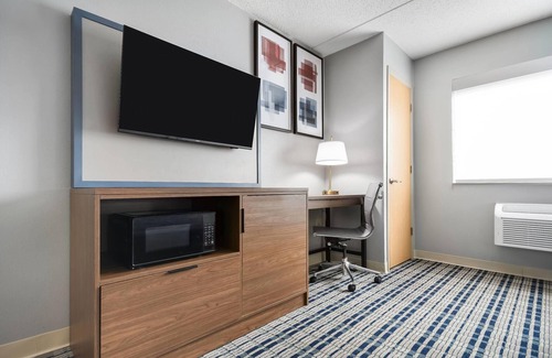 Weston Hotel | AmericInn by Wyndham Wausau
