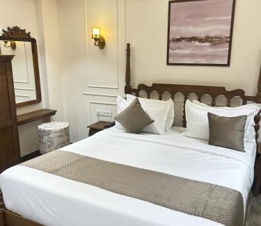 Ahmedabad Hotel | Amico Inn