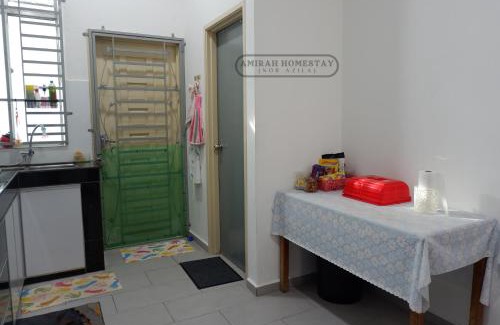 Kampung Gong Badak House | Amirah Homestay (UMT, UniSZA)