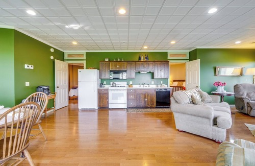 Millersburg Cottage | Amish Country Getaway w/Pastoral Views!