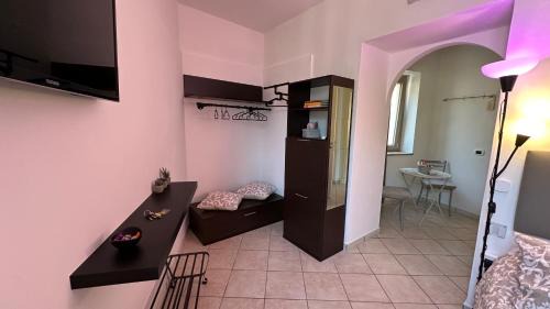 Maratea House | Amly's Room