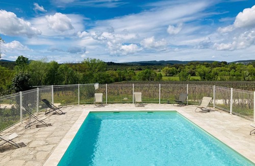 Vacquieres Apartment | Ammonite Lodge, Pic Saint Loup