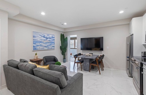 Ventnor City Apartment | Ammos Luxury Living- Corfu Suite