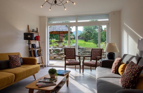 Saint-Paul-en-Chablais Bed & Breakfast | Amodo Lodge - In a rural location