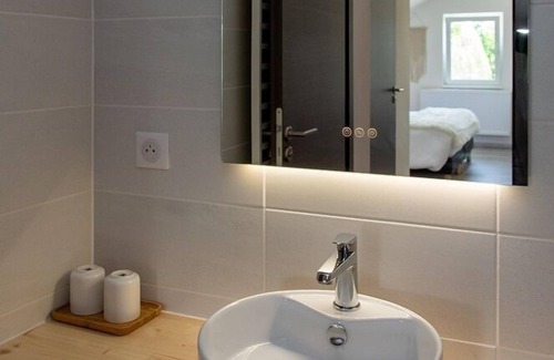 Saint-Paul-en-Chablais Bed & Breakfast | Amodo Lodge - In a rural location