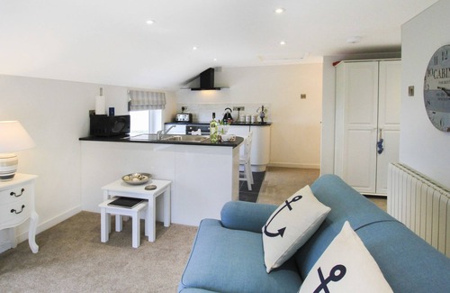 Llaneilian Cottage | AMOLCA, with a garden in Llaneilian
