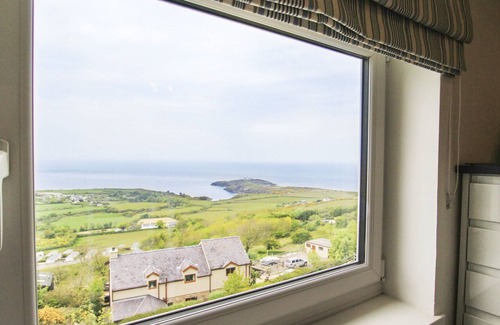 Llaneilian Cottage | AMOLCA, with a garden in Llaneilian
