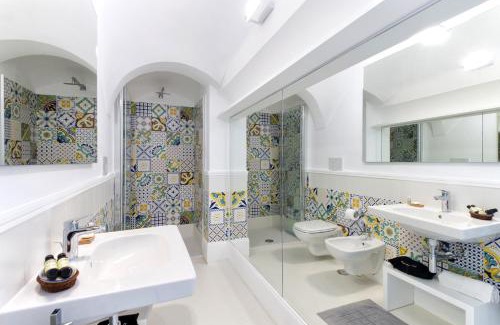 Amalfi Villa | AMORE RENTALS - Palazzo della Storia