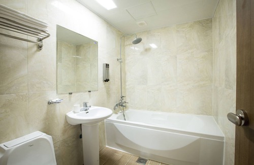 Downtown Hotel | Amoureux