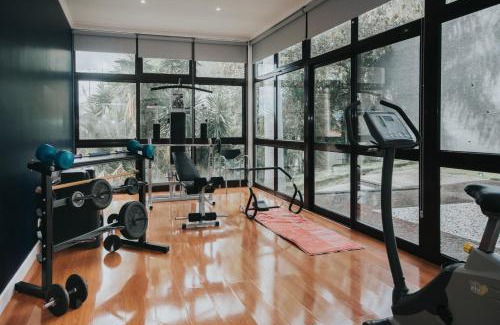 Sao Goncalo Villa | Ample villa with pool and gorgeous ocean view