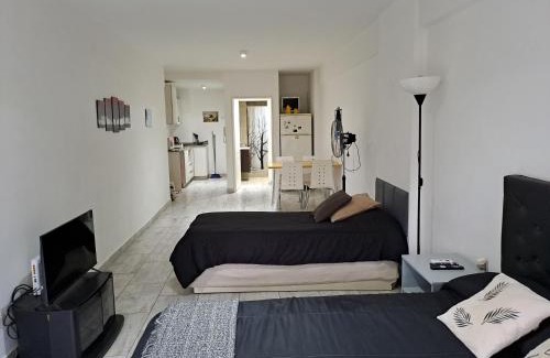 Flores Apartment | Amplio departamento completo en Caba