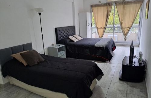 Flores Apartment | Amplio departamento completo en Caba