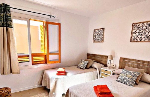 Vista de los Angeles-Rumina Apartment | AMR Apartment El Palmeral