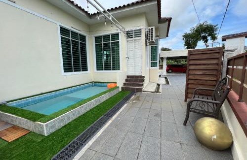 Kota Bharu Villa | AmVilla