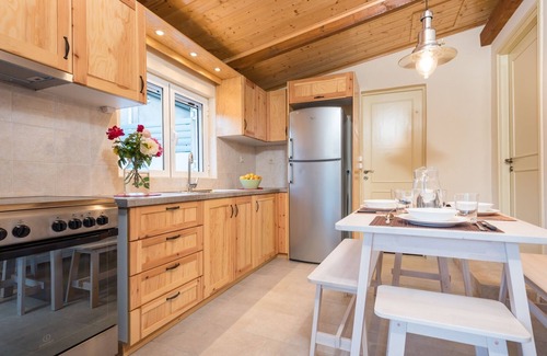 Pantokratoras Villa | Amygdalia Villa - 3 bedroom villa with pool